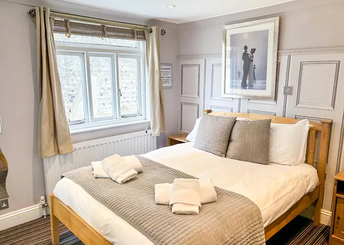 X Hotel Brunswick Square